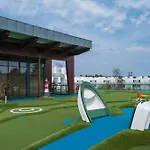 منتجع Sandra & Aquapark 3*