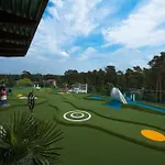 Sandra & Aquapark منتجع 3*