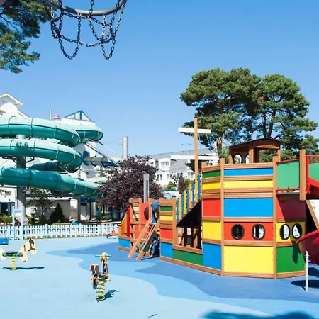 Θέρετρο Sandra & Aquapark Pogorzelica (Gmina Rewal)