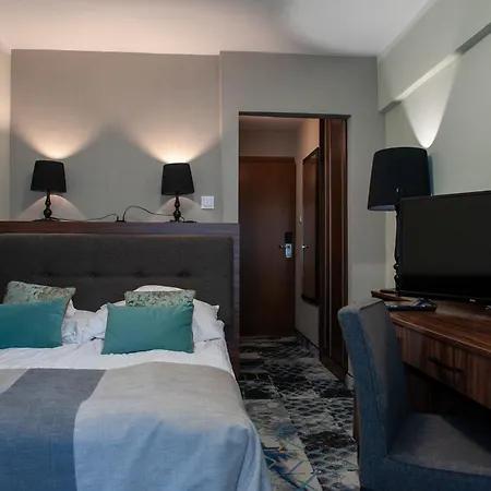 Sandra & Aquapark Resort 3*
