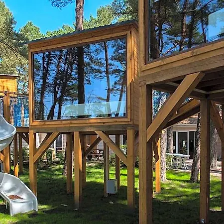 Sandra & Aquapark Resort