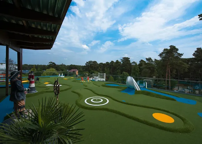 Sandra & Aquapark Resort 3*