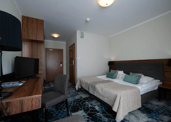 Sandra & Aquapark Resort 3*