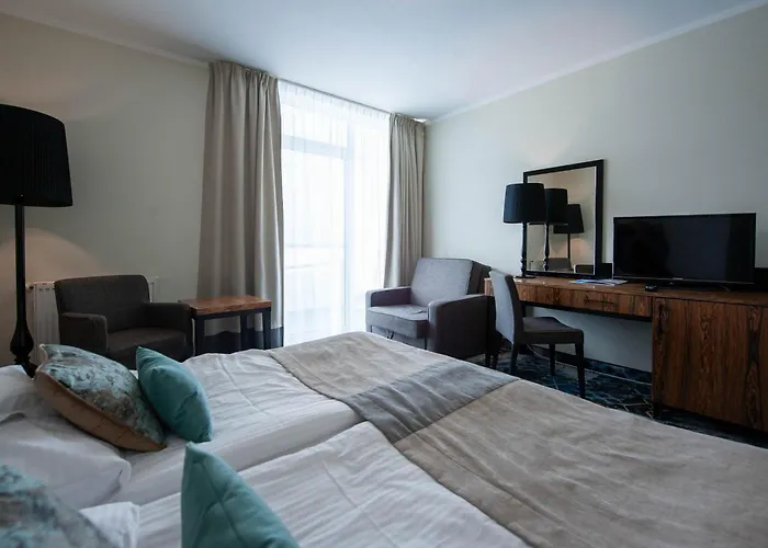 Sandra & Aquapark 3*